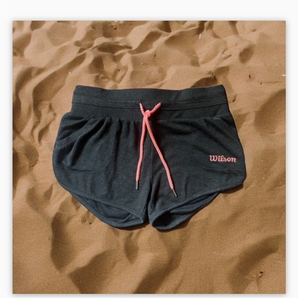 Charcoal grey pink Wilson women short logo detail ⛱️☀️ ! Nwot SzM​